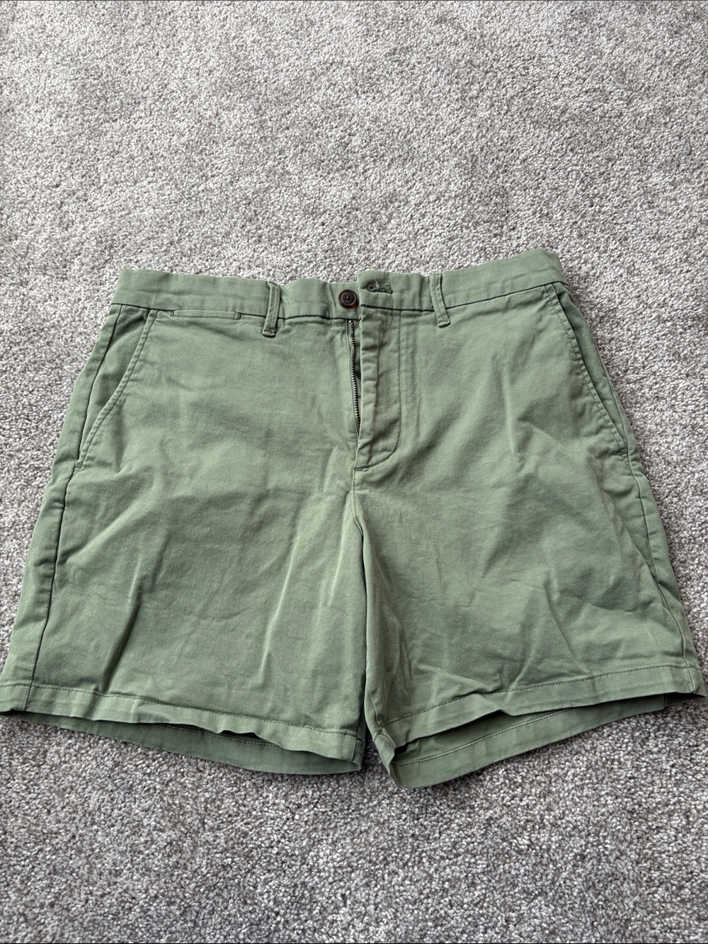 Men's Olive Cotton Chino Shorts 6 inches